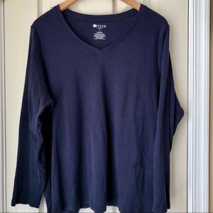 Stylus navy tee